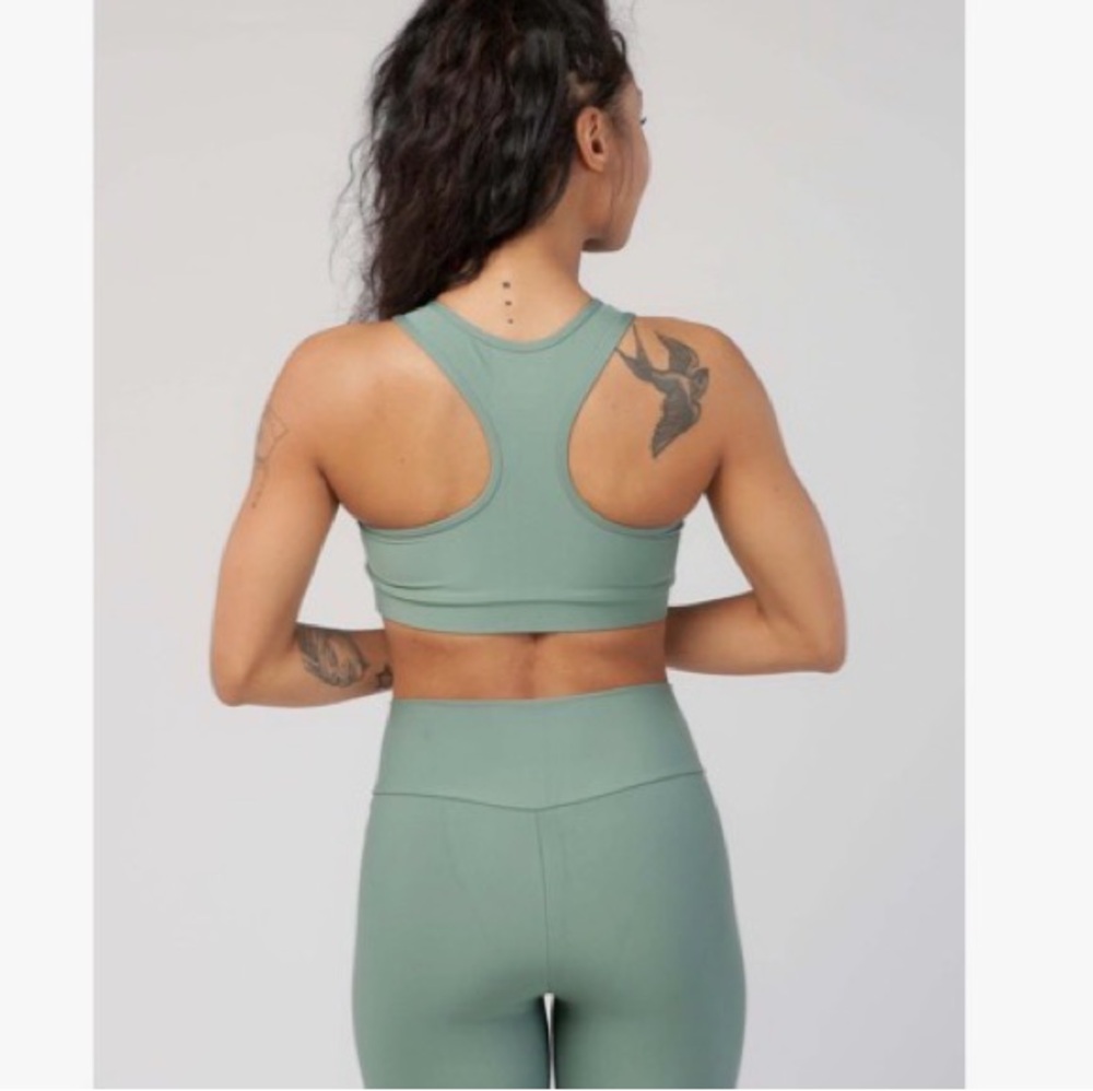 Profit Ribbed Racer Sports Bra Green M - Picture 2 of 7